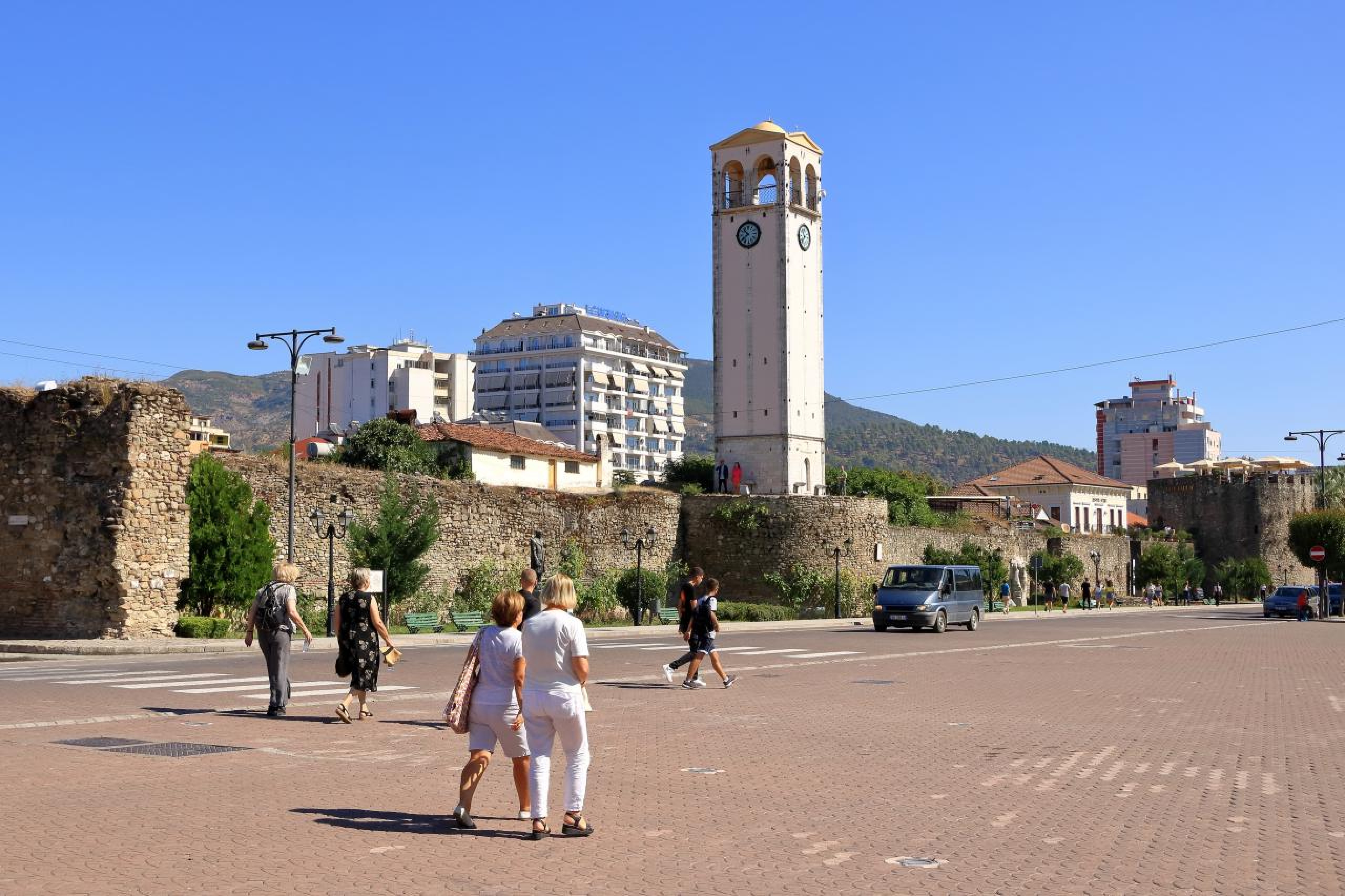 Dyqane në Shitje në Elbasan – Zgjidh Hapësirën e Duhur për Biznesin Tënd