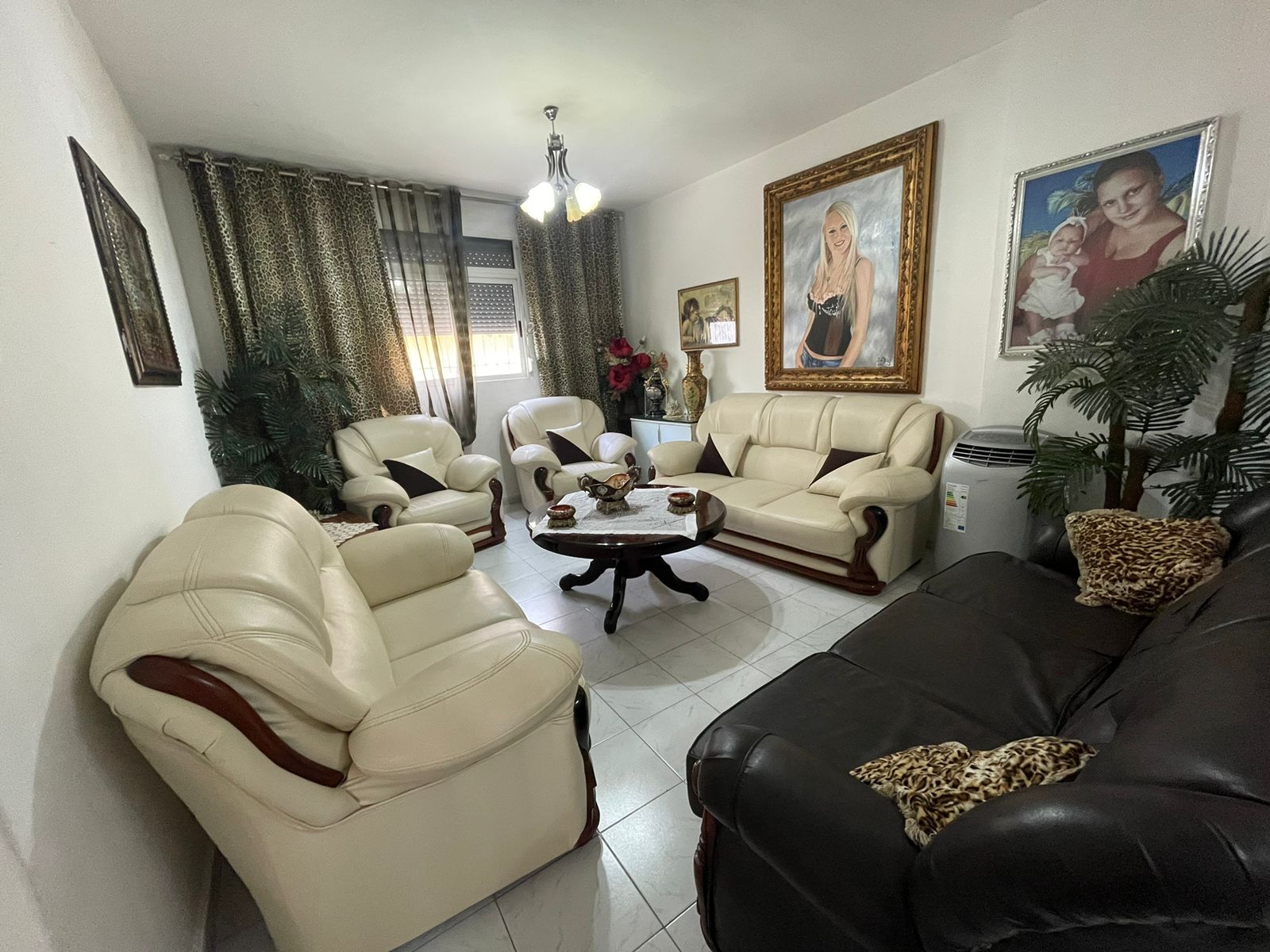 2-bedroom apartment for sale on Bardhyl Street, Tirana - Photo 5