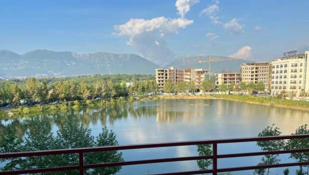 Apartament 1+1 me qira në Liqeni i Thatë, Tiranë