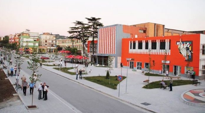Panoramic view of Patos showcasing modern urban living and real estate opportunities