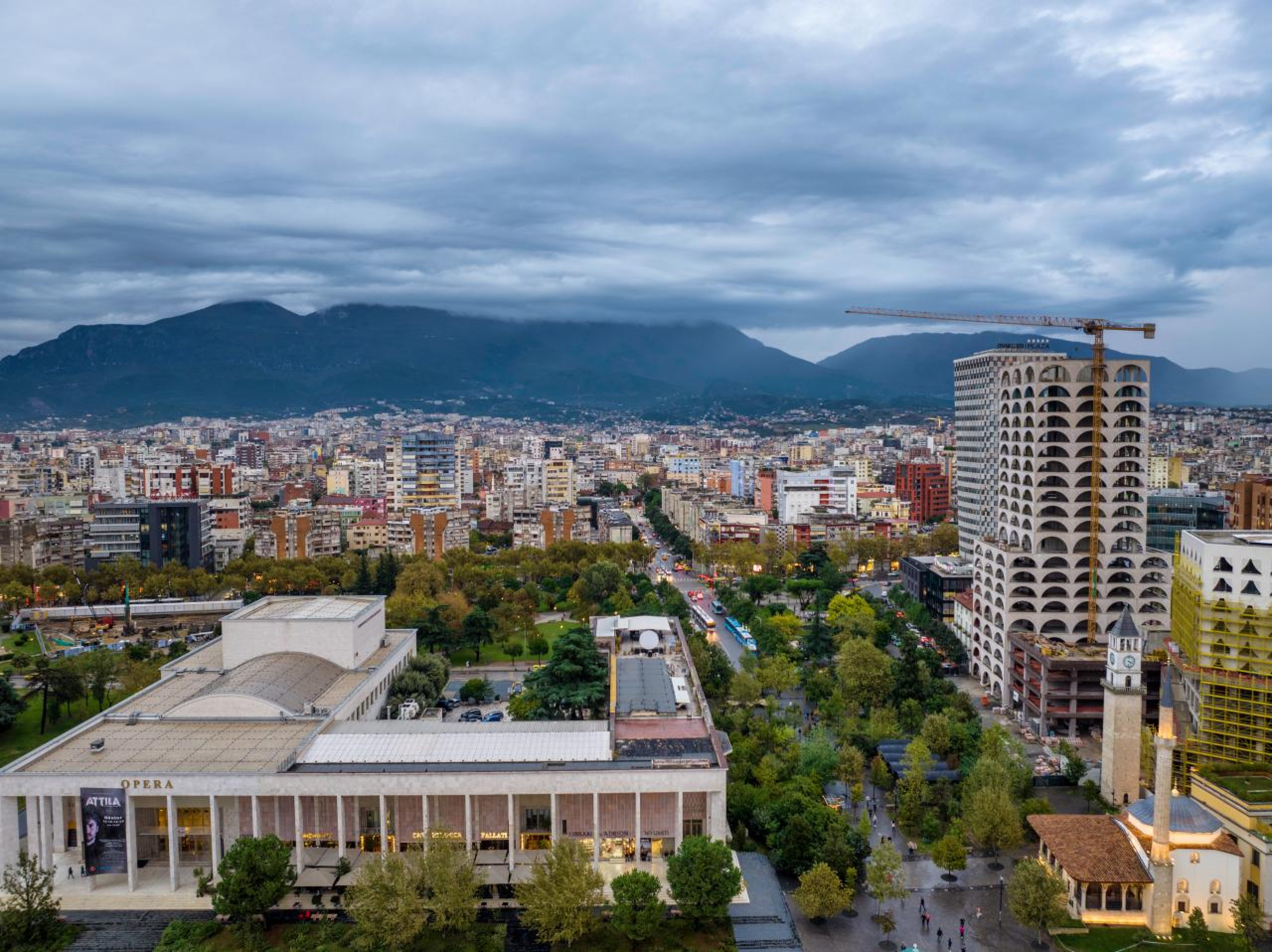 Dyqane me Qira në Myslym Shyri – Gjej hapësirën ideale me KaKtu