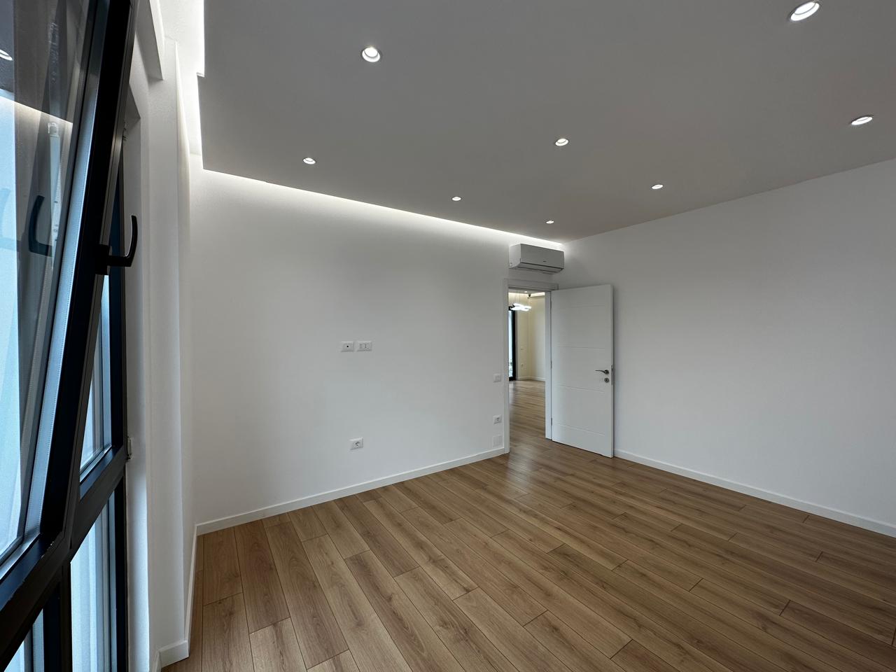 Apartament 2+1 me qira në Kompleksin Arlis, Farmacia 10, Tiranë - Foto 5