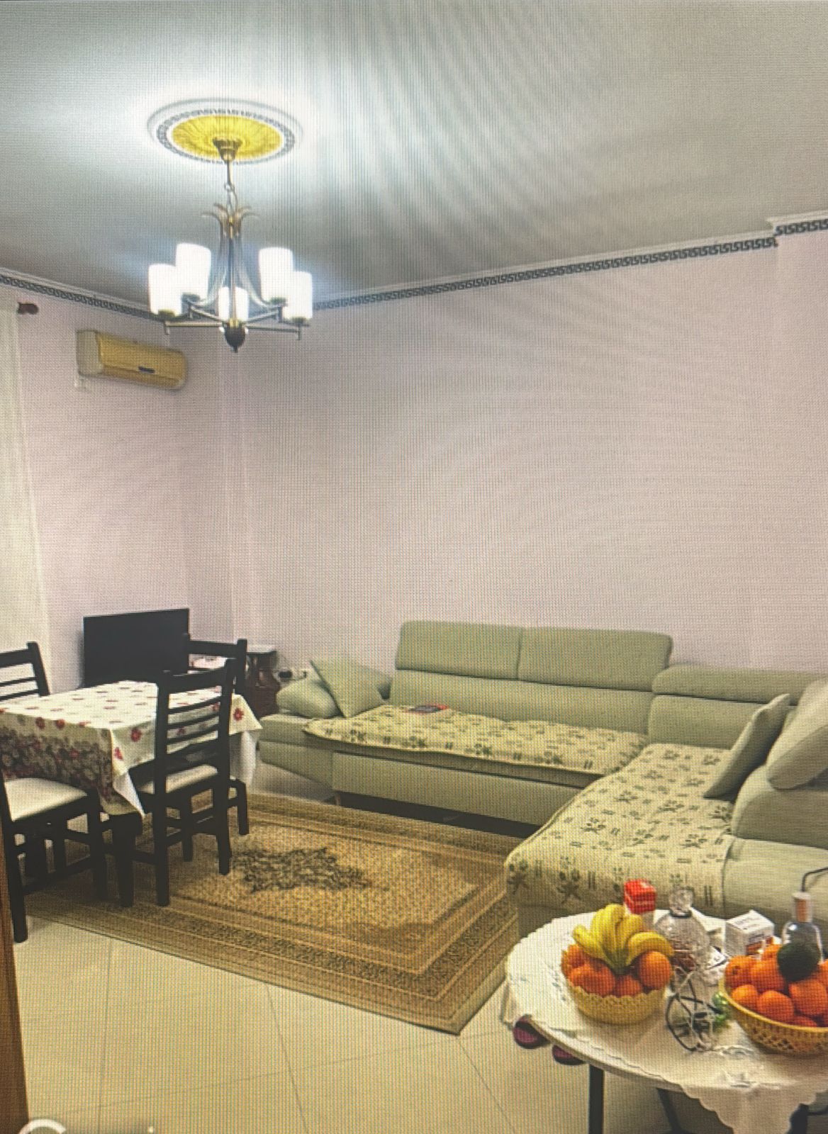Apartament 2+1 i ri dhe i mobiluar plotësisht me qira në Komuna e Parisit, 110m²