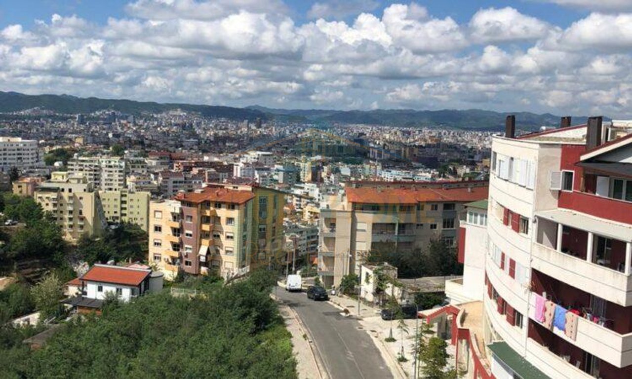 Po kërkon një apartament në shitje në Fresk?