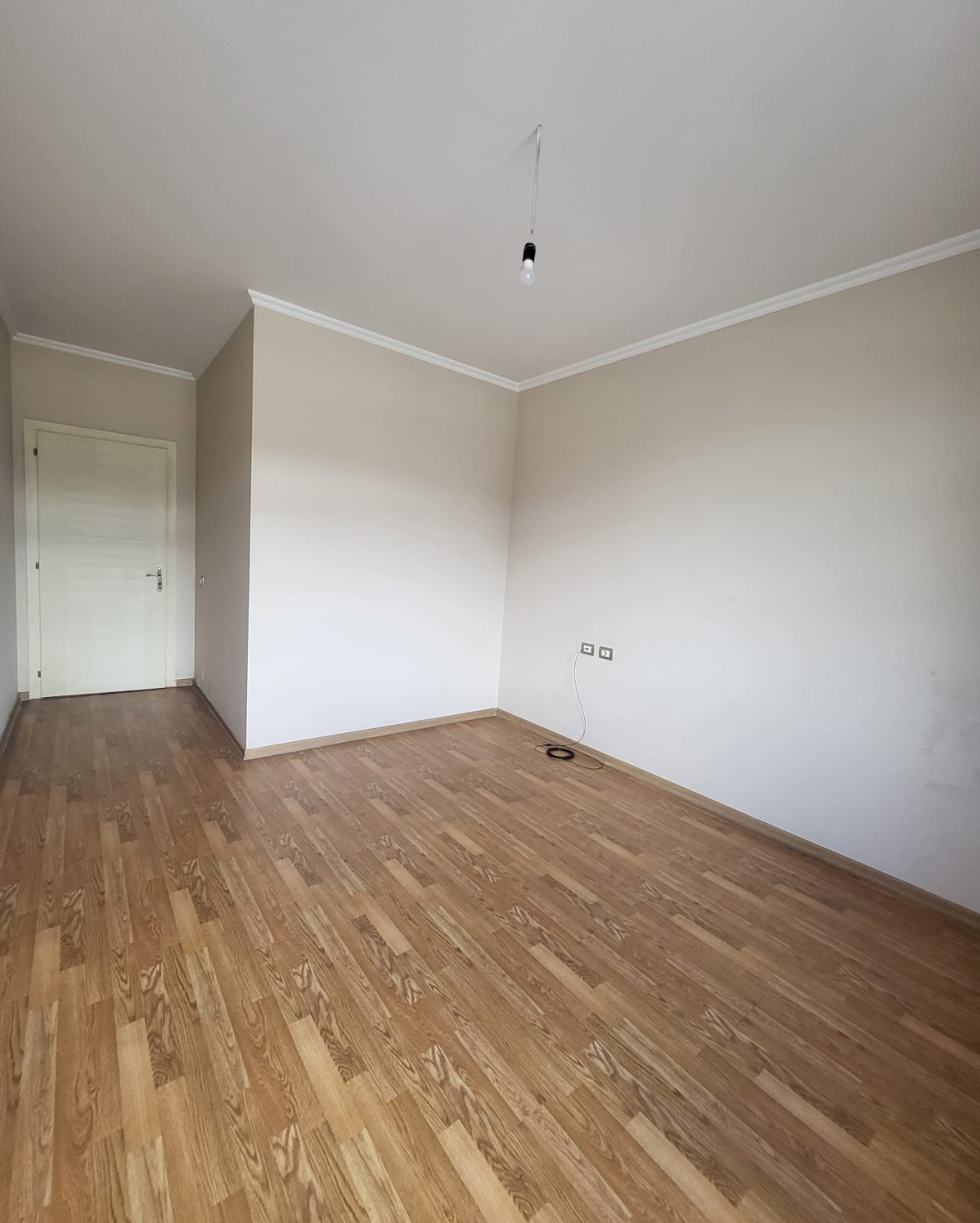Zyrë me 3 ambiente me qira në Astir - Foto 6