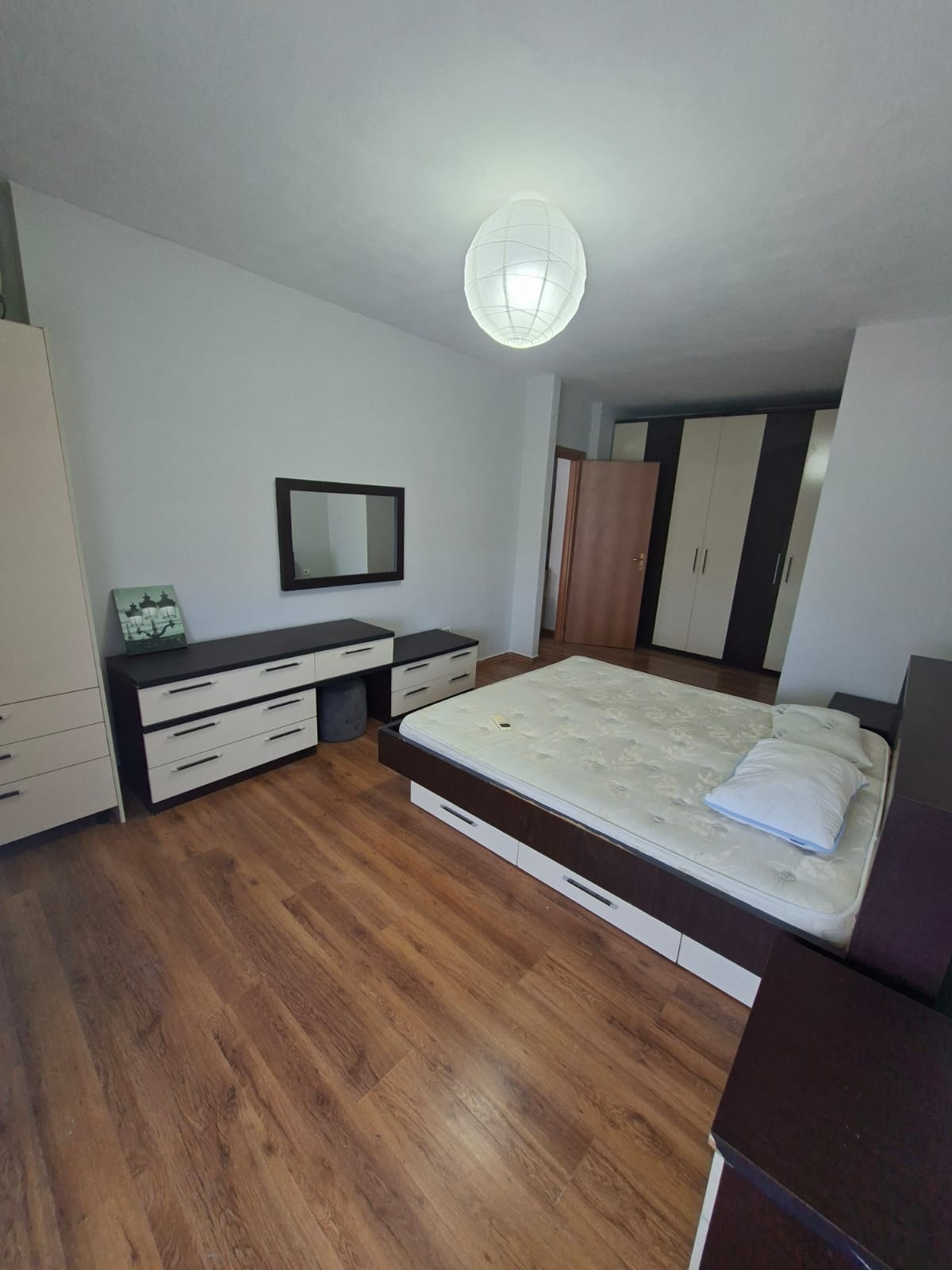 Apartament 1+1 i mobiluar plotësisht me qira te Xhamlliku (82 m²) - Foto 5