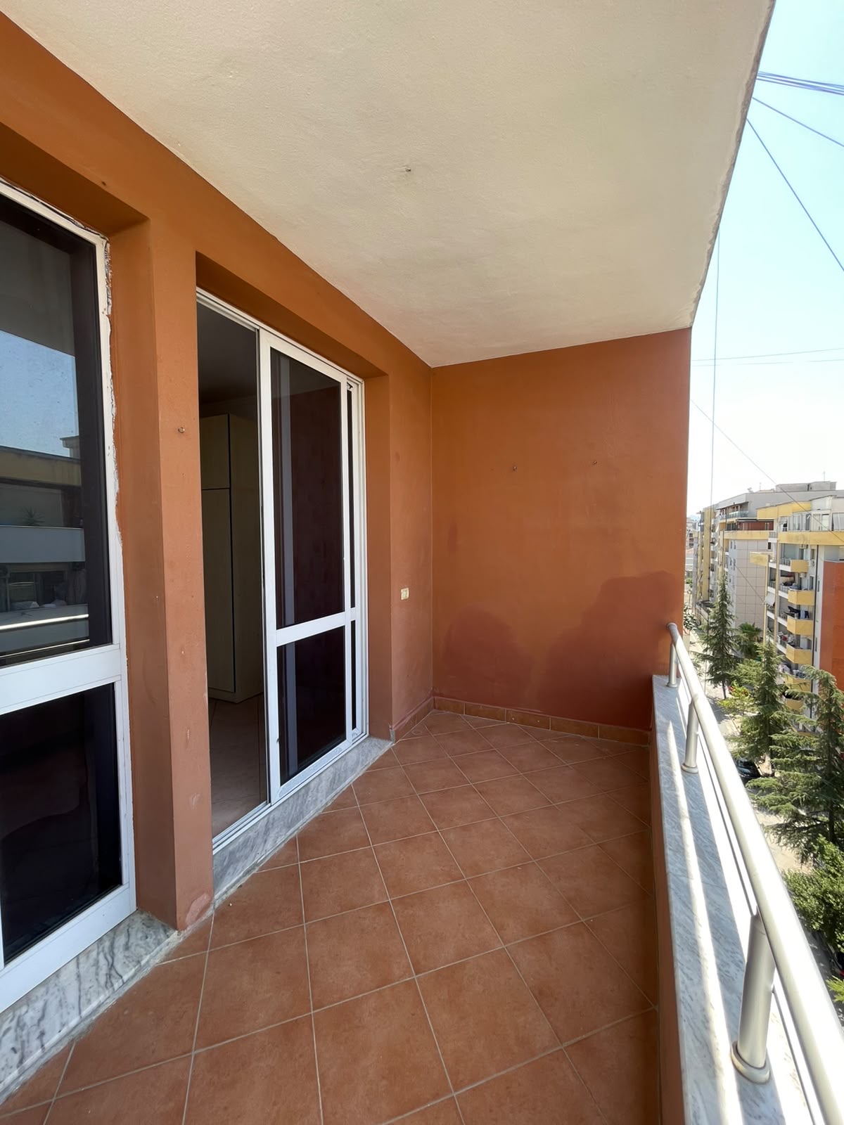 Apartament 2+1 në shitje në Astir, Tiranë - Foto 8