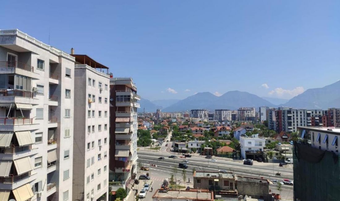 Apartamente me Qira në Astir
