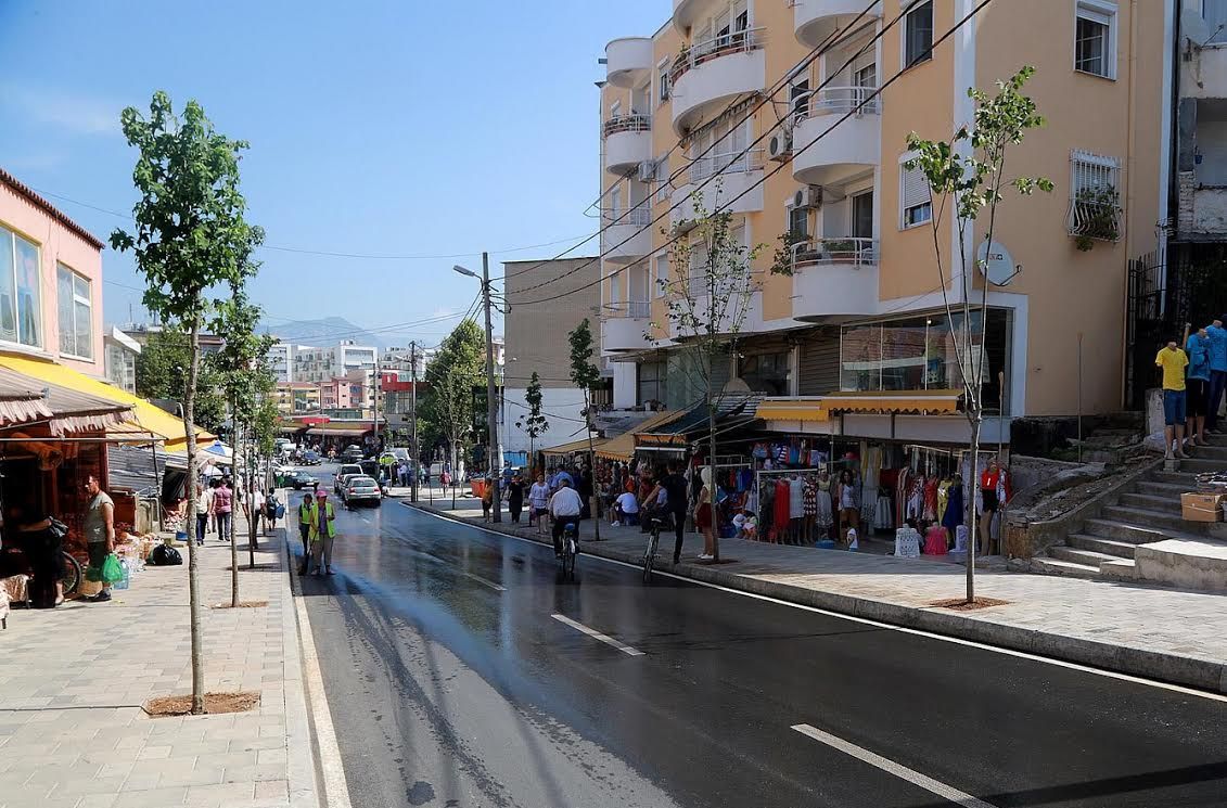 Apartament 1+1 i Mobiluar Plotësisht me Qira në Rruga 5 Maji, 70m²